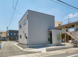 リビングに家族が集まる家 アイキャッチ画像